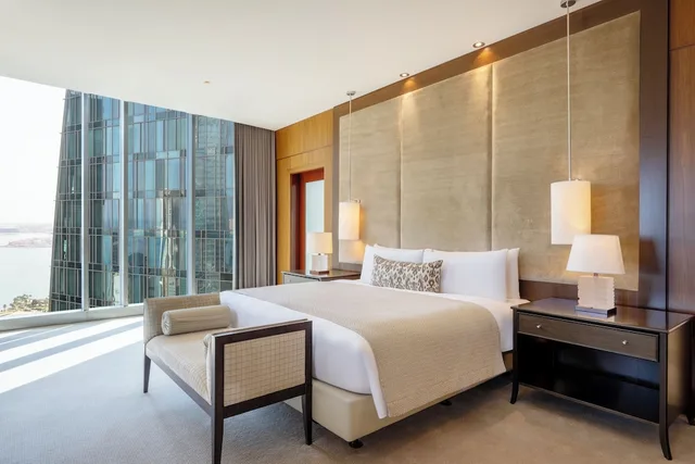جناح ملكي بسرير كينج، Jw Marriott Marquis City Center 2/10