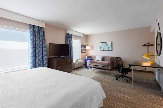 جناح استوديو بسرير كينج مع أريكة، Hampton Inn Suites By Hilton Halifax Dartmouth 1/6