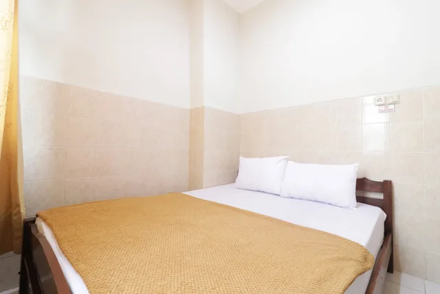 غرفة، Hotel Omah Ampel Syariah by ZUZU 3/4