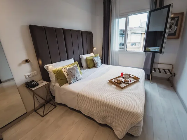 غرفة كلاسيكية مفردة بسرير كوين، Art Hotel Milano 7/10