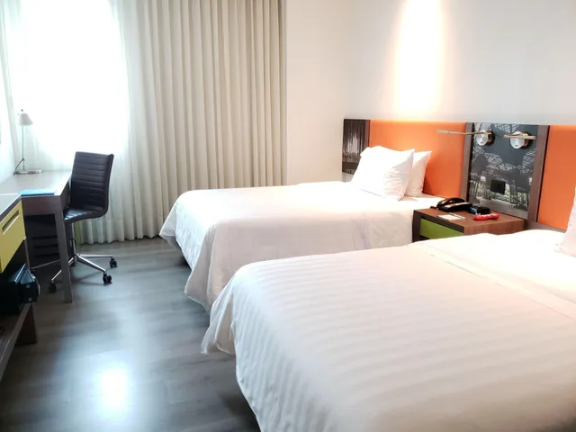 غرفة بسرير مزدوج، Hampton by Hilton Medellin 3/8
