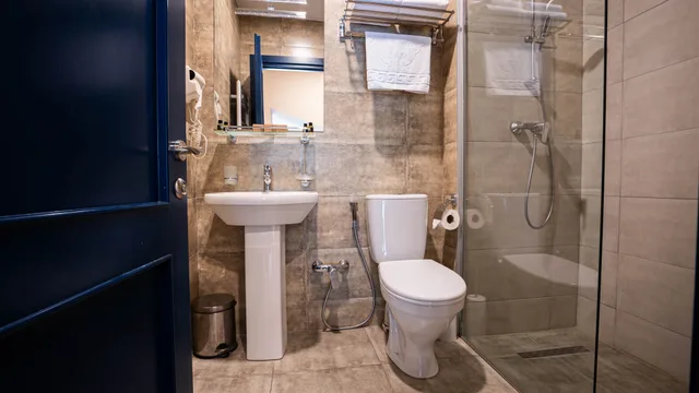 جناح بشرفة، Gudauri Inn 5/5