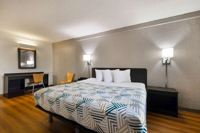 غرفة ديلوكس بسرير كينج، Motel6 Beaumont, TX 3/10