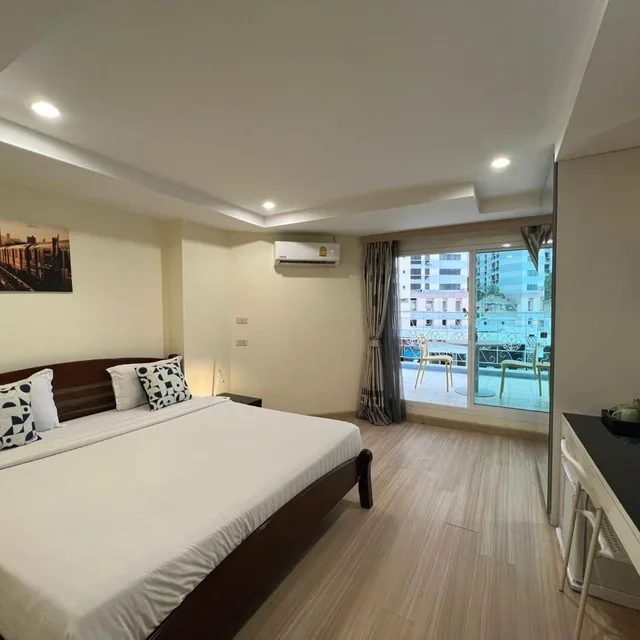غرفة ديلوكس بسرير مزدوج بشرفة، V Check Inn Sukhumvit 22 9/10