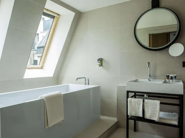 غرفة سوبيريور بسرير كينج، Mercure Paris 17 Batignolles 5/7