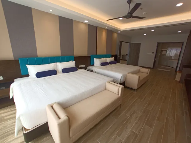 Istana Penthouse، Pacific Regency Beach Resort Port Dickson 1/3