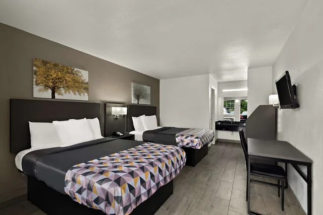 غرفة بسريرين مزدوجين، Knights Inn Belton 2/3