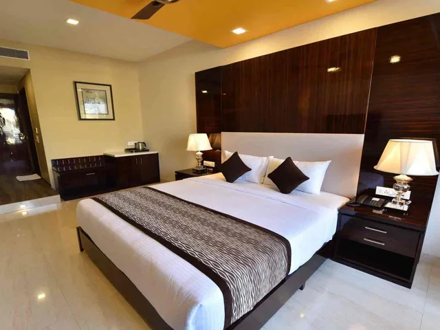 Executive, Suite, Balcony, Hotel Calangute Central 1/2