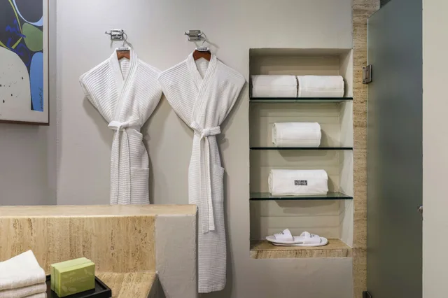 Room, 2 Double Beds, Lagoon View، Westin Resort And Spa Cancun 4/4