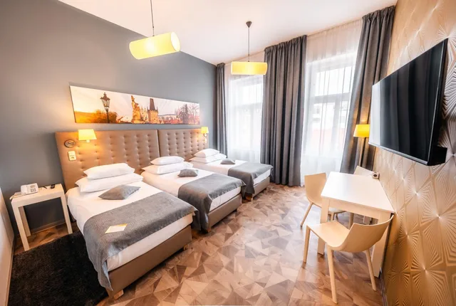 Room, Triple, Single Bed, Grandium Hotel Prague 2/10