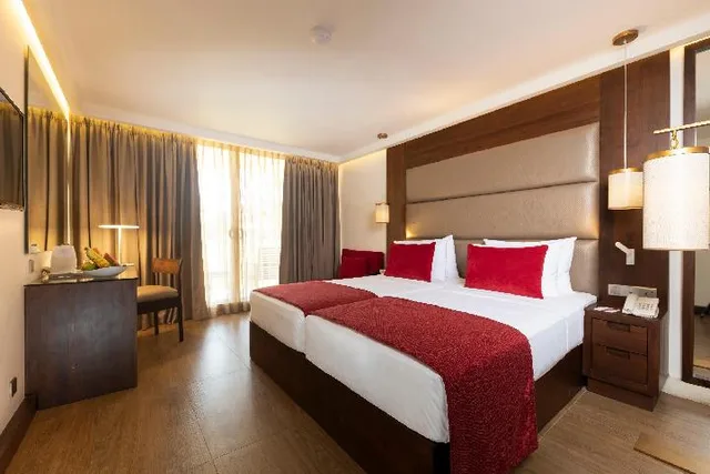 غرفة ديلوكس مفردة بسرير مزدوج، Pegasus Reef Hotel 1/1