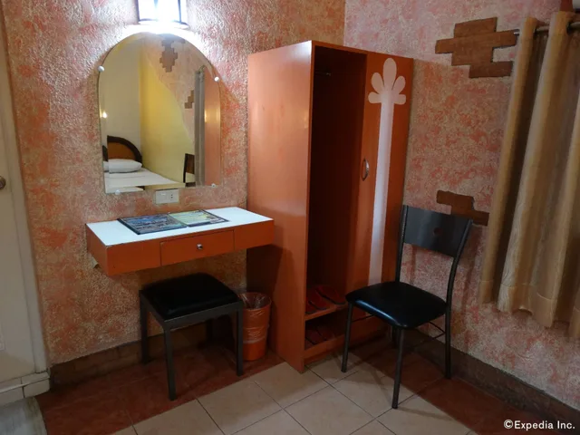 Deluxe, Family, Queen and Twin Beds, Urban Travellers Hotel Ex Shogun Suite Hotel 9/10