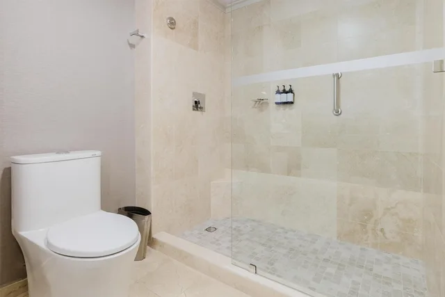 غرفة قياسية بسرير كينج، Hilton Princess San Pedro Sula 6/9