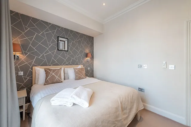1 Bedroom, Superior, Apartment, Double Bed, Manson Place 3/7