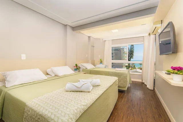 جناح فاخر بسرير كينج وسرير فردي بإطلالة على البحر، Canasvieiras Boulevard Hotel 1/5