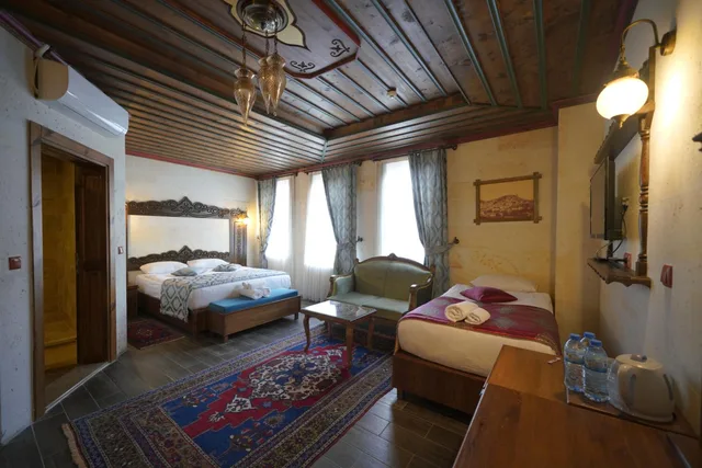 غرفة كبيرة بسريرين منفصلين، Grand Cappadocia Hotel 5/10