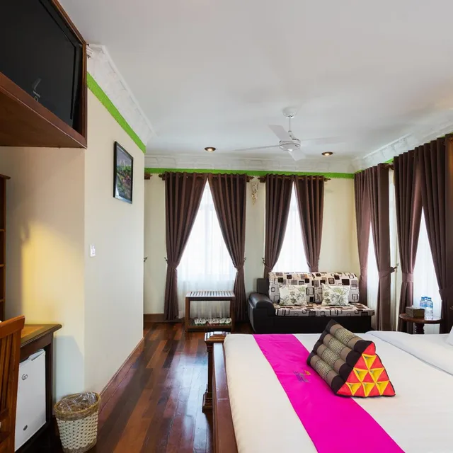Deluxe, Double Bed, Okay Palace Hotel 1/10