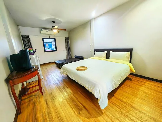 غرفة أساسية ثلاثية بسرير كينج مع أريكة، Bkk39 Airport hotel 4/10