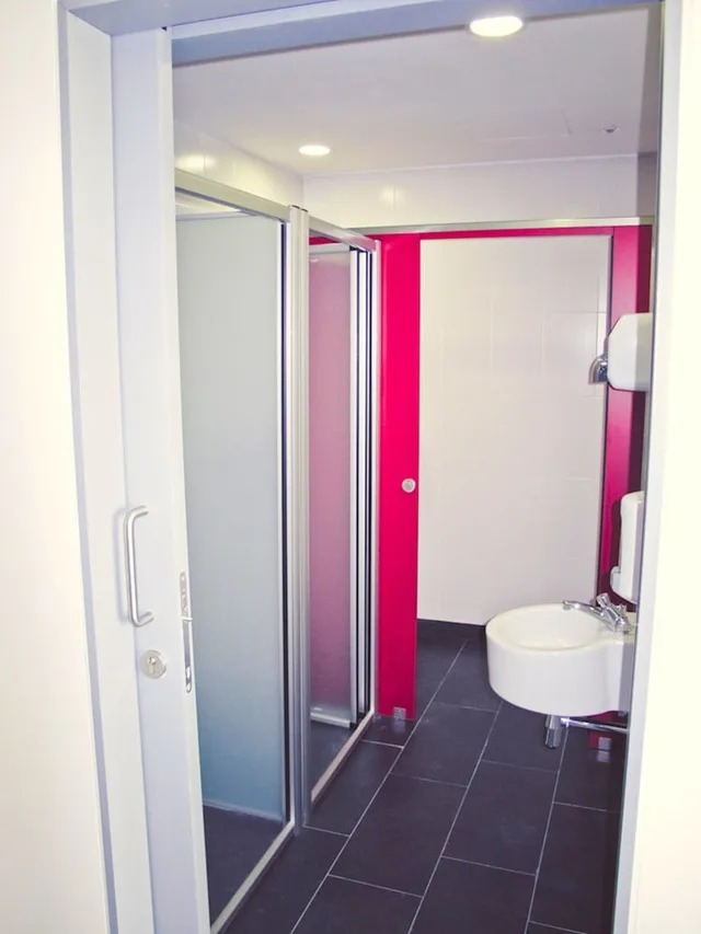 سكن مشترك بستة أسرّة وأسرّة بطابقين للنساء، Hostel St Christophers Inn Barcelona 3/4