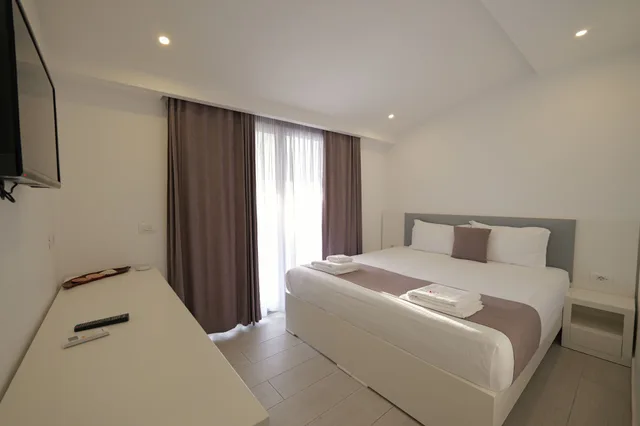 Deluxe, Double or Twin Bed, Sea View, Vila Era Beach 4/10