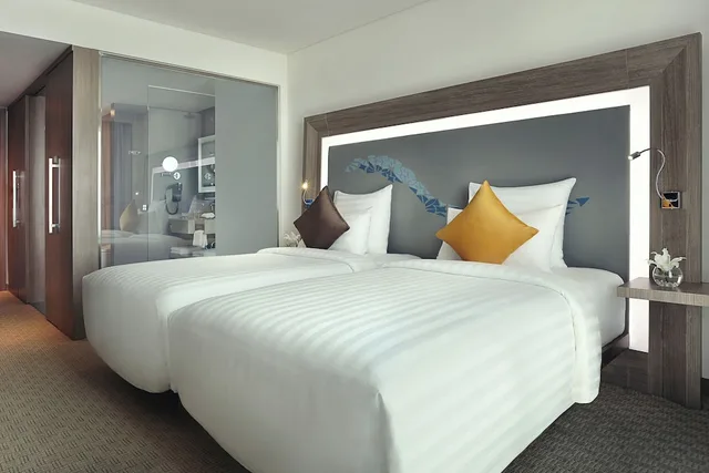 غرفة تنفيذية بسريرين منفصلين، Novotel Tangerang 1/5