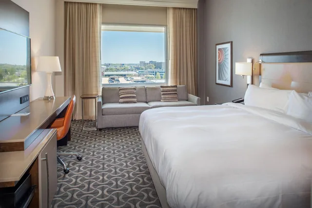 غرفة تنفيذية بسرير مزدوج، Marriott St. Louis Airport 1/10