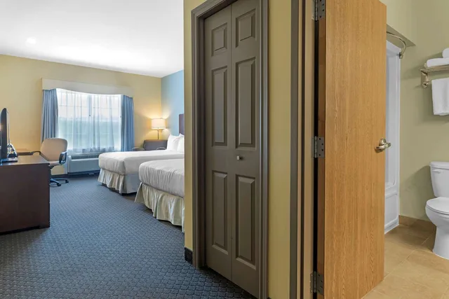 غرفة بسريرين كوين، Best Western Plus Liverpool Hotel & Conference Centre 4/4