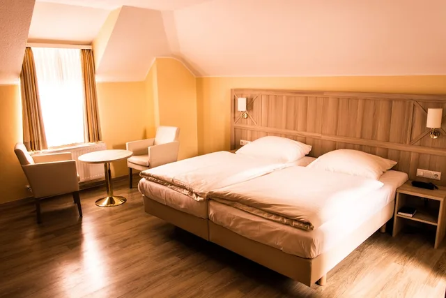 غرفة بسريرين منفصلين، Hotel Landhaus Gut Keuchhof 4/7