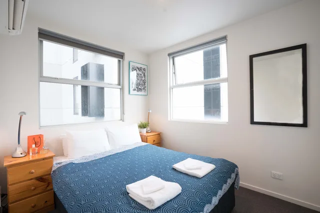 4 Bedrooms, Apartment, 4 Beds, King and Queen Bed, Sofa, Arrow On Swanston 5/10