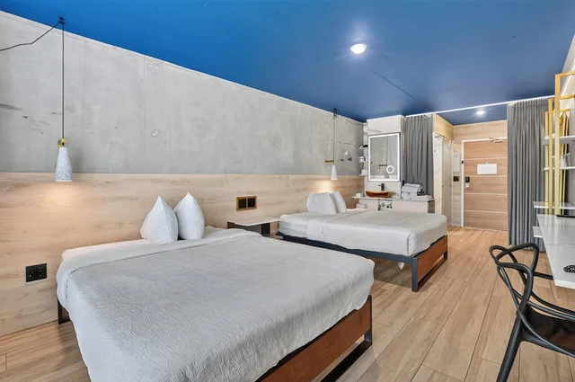 جناح عائلي بسريرين كوين بغرفة نوم واحدة بمطبخ صغير، Kompose Hotel Sarasota 5/10