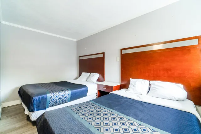 غرفة قياسية رباعية، Alamo Oasis Inn and Suites By OYO San Antonio 4/5