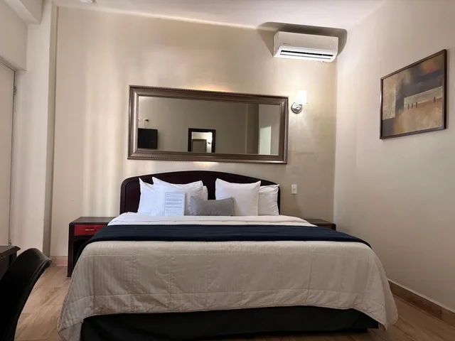جناح جونيور بشرفة، Hotel Plaza Del Arco Express 8/10