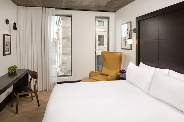 Room, King Bed, Alcove، William Gray 1/2