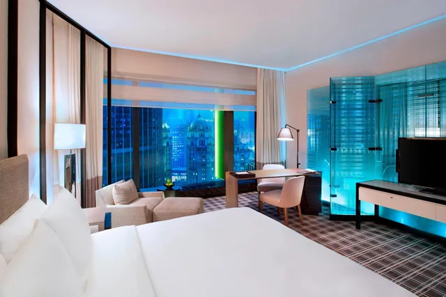 Wonderful, King Bed، W Guangzhou Hotel 1/3
