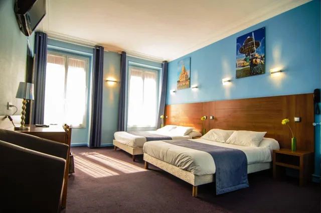 غرفة قياسية ثلاثية، Hotel Paris Bruxelles 1/2