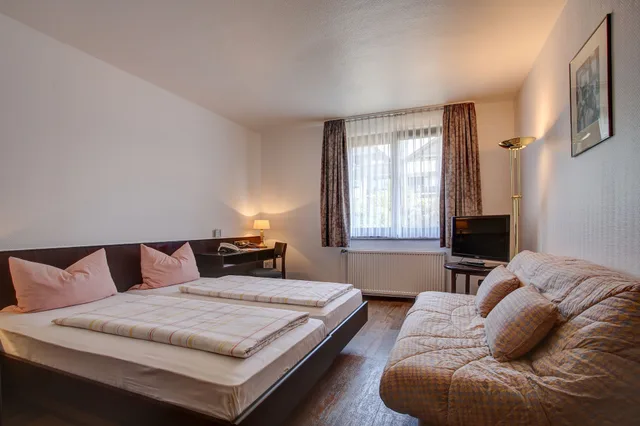 غرفة قياسية بسرير مزدوج، Trip Inn City Hotel Krefeld 2/10