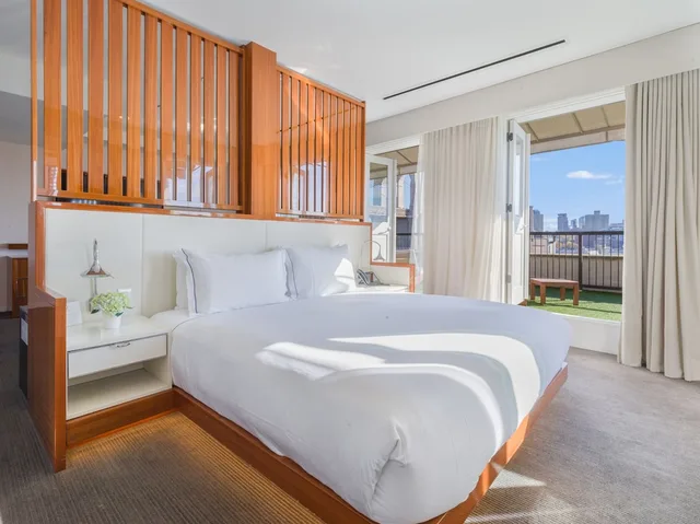 Brooklyn Bridge, Suite, King Bed, Terrace, 33 Hotel, New York City, Seaport 1/2