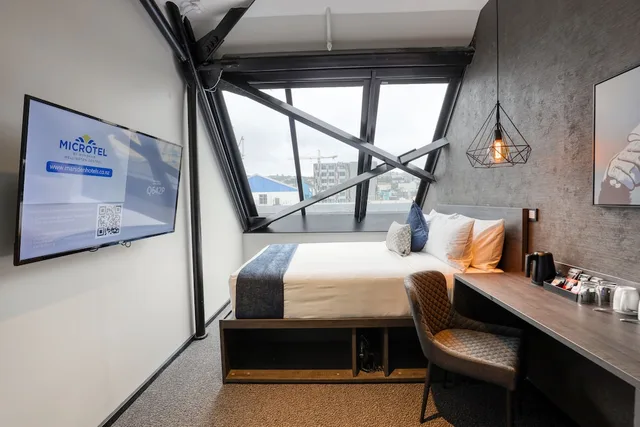 غرفة بزنس بسرير كوين، The Viv Hotel Wellington 10/10