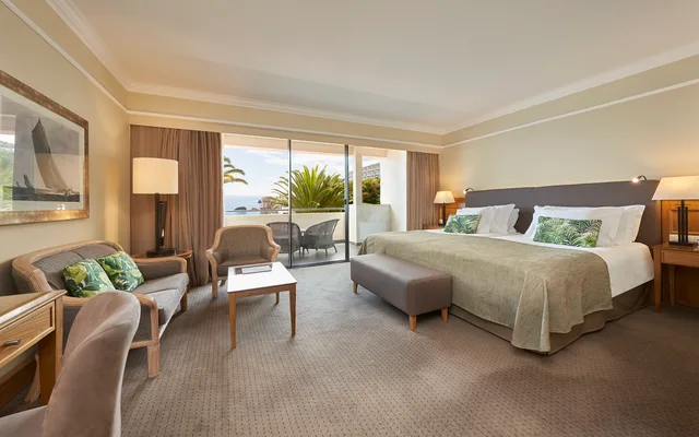 Room, Side Sea View، The Cliff Bay 1/2