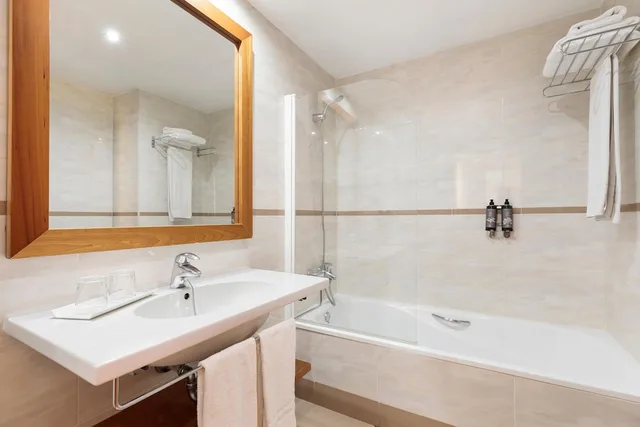 غرفة قياسية مفردة بسرير مزدوج، Best Aranea Hotel 5/5