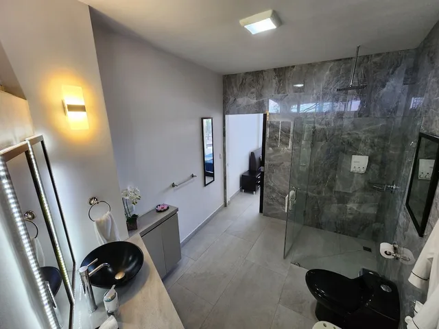 Ocean, Suite, King Bed, Terrace، Hotel Vos 10/10