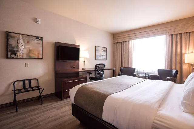Upgrade, King Bed، Quality Inn and Suites Val d Or, QC 3/10