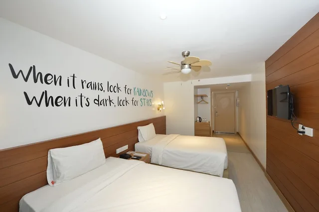 غرفة ديلوكس اقتصادية بسريرين منفصلين، The Orchard Hotel Baguio 7/8