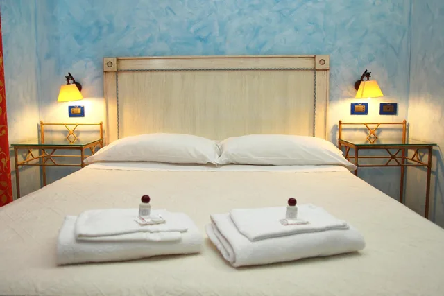 غرفة بسرير مزدوج أو سريرين منفصلين، Hotel Nautico Pozzallo 6/10