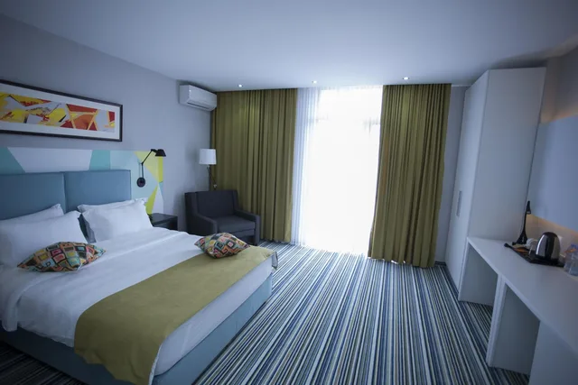 Deluxe Triple Room Sea View:، Tangerine Apart Hotel Batumi 3/10