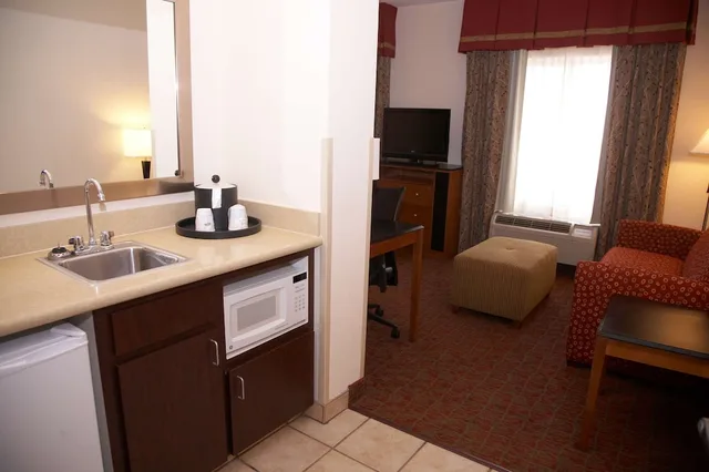 جناح بسريرين كوين، Hampton Inn and Suites Hobbs 1/1