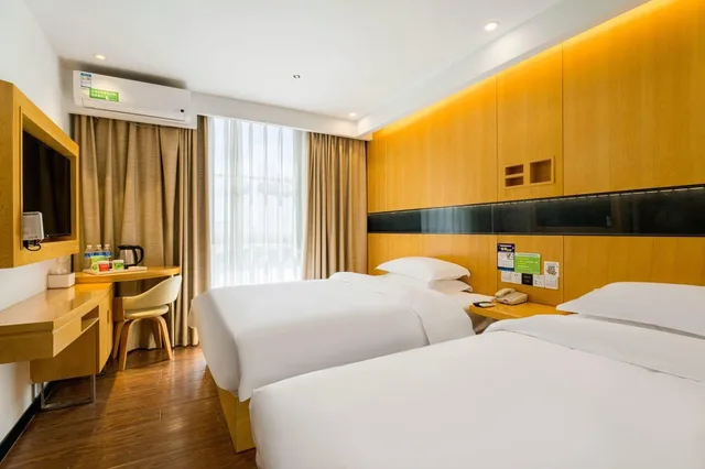 غرفة عائلية، Vatica Xuzhou High Speed Railway Station Hotel 1/1