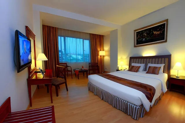 غرفة سوبيريور ديلوكس، Rocky Plaza Hotel Padang 1/1