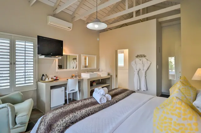 غرفة ديلوكس بسرير كينج، Hermanus Lodge on the Green 2/4
