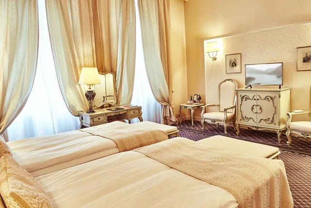 غرفة ديلوكس مفردة، Grand Hotel Continental 2/5